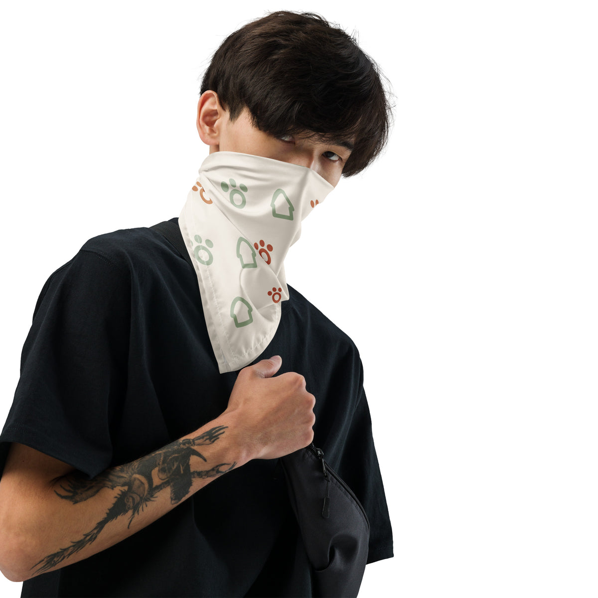 Bandana blanca para mascota con patrón de huellas y casitas, talla M, extendida